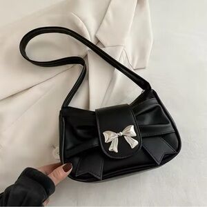 Elegant Black Bow Accent Women's Bag